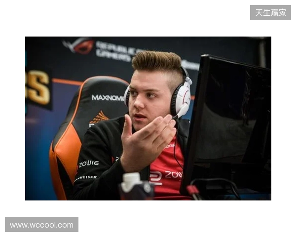 官宣｜泽·维托尔转会加盟南京城市足球俱乐部